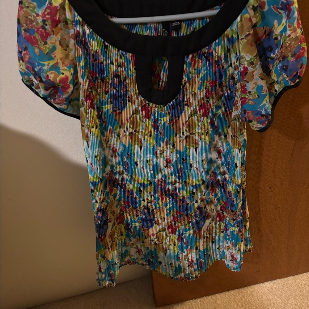Women’s Essentials by Milano Floral Pleated Multicolor Blouse Size Large
